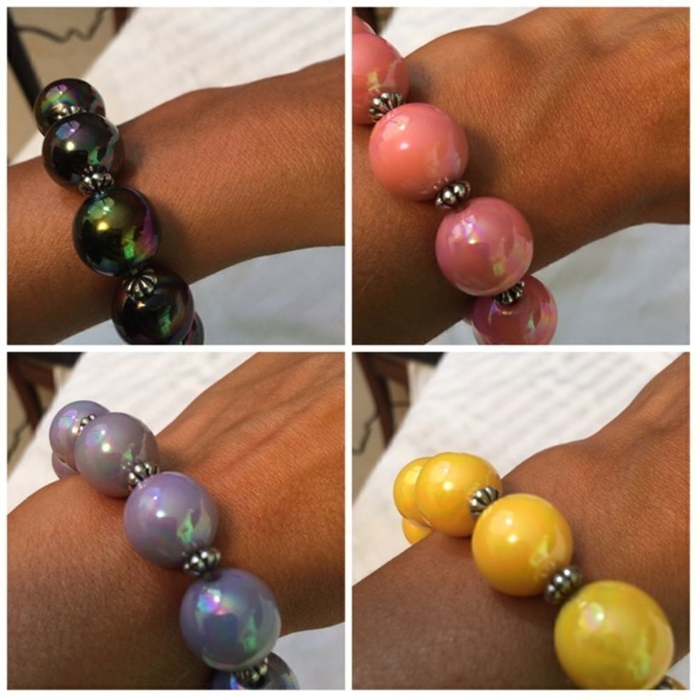 4  bracelets - Picture 2 of 4